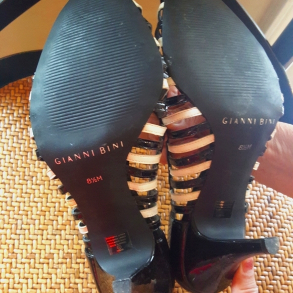 Gianni Bini Open Toe Heels - Picture 6 of 6